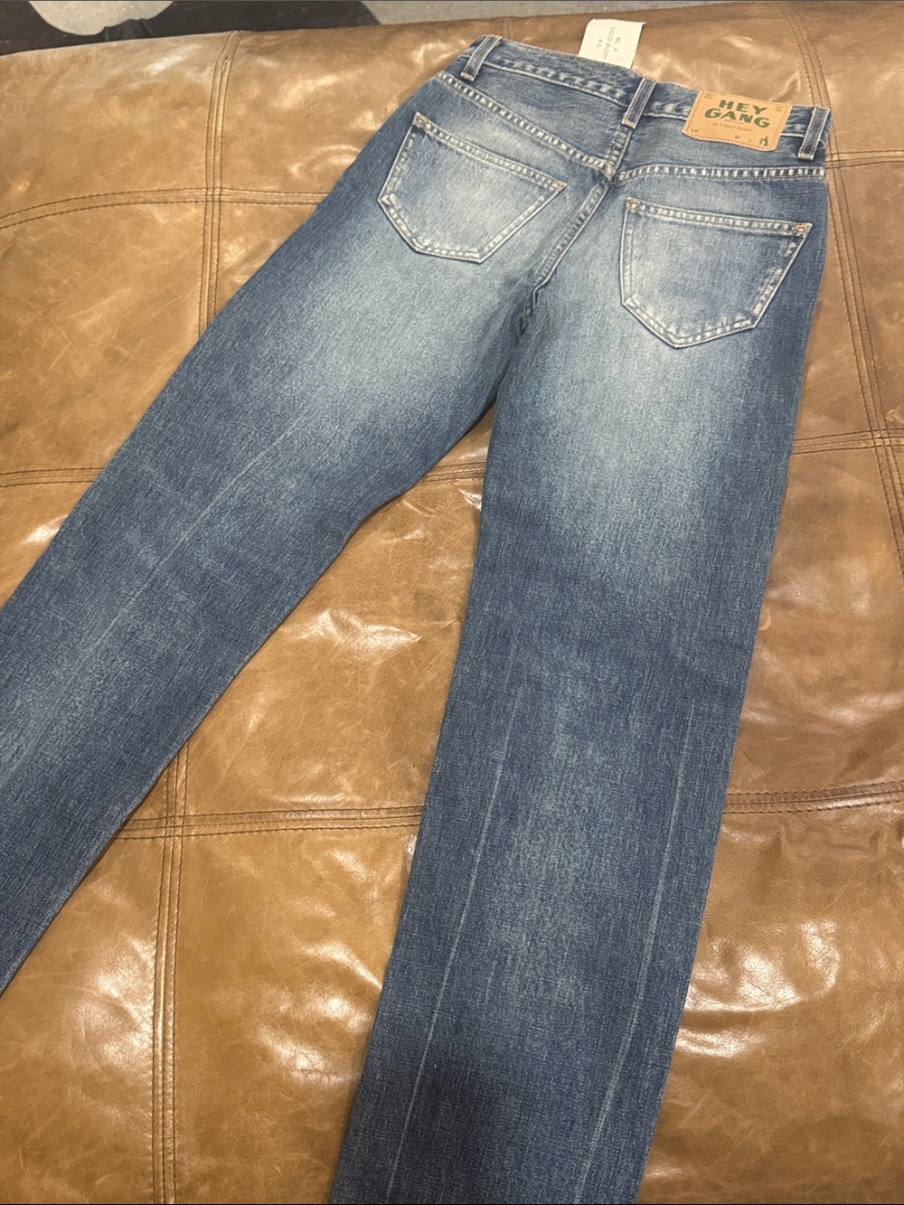 Hey Gang Straight Earl Classic High-Rise Jeans in Faded Blue NWT 25 - Picture 6 of 10
